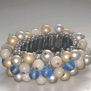 Vintage Cha Cha Expansion Bracelet Grandmacore Granny Blue White Stretch Cluster